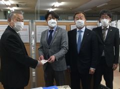 室蘭東ライオンズクラブ様より7回目のご寄附をいただきました。