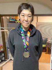 全国障がい者スポーツ大会・卓球 本間柚貴子さん金メダルを獲得