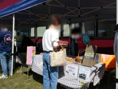 大規模販売会及び展示会「笑顔たくさん」盛況のうちに終了！